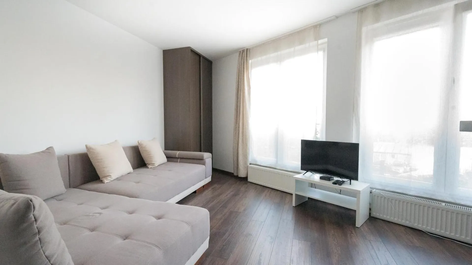 Rentplanet - Apartament Mireckiego Krakow