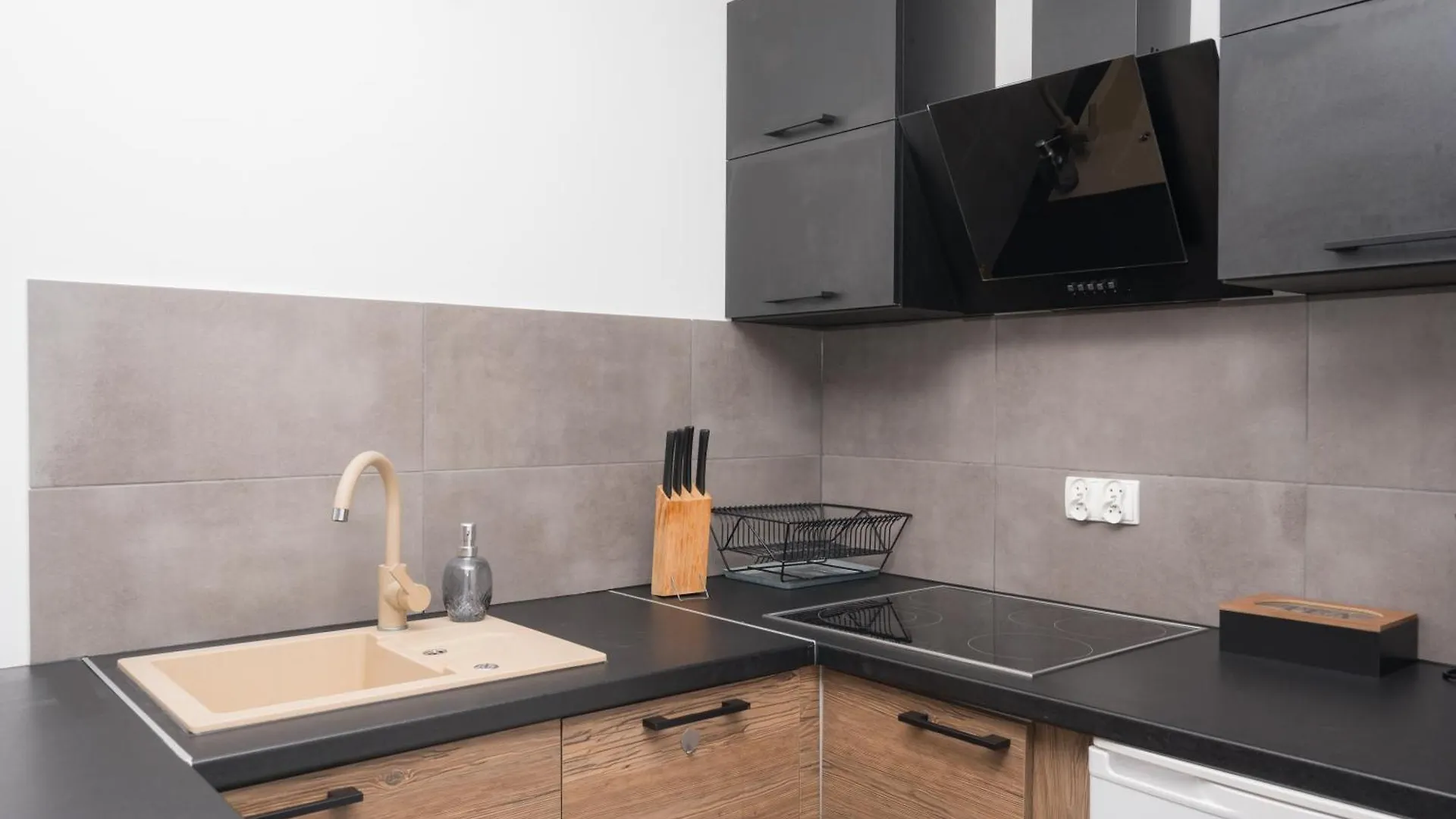 Apartment Rentplanet - Apartament Mireckiego Krakow