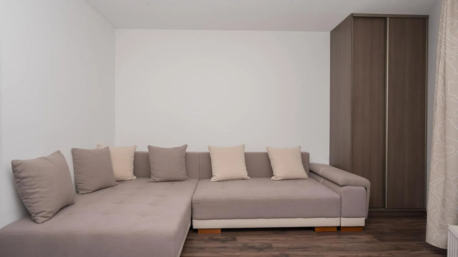 Apartment Rentplanet - Apartament Mireckiego Krakow