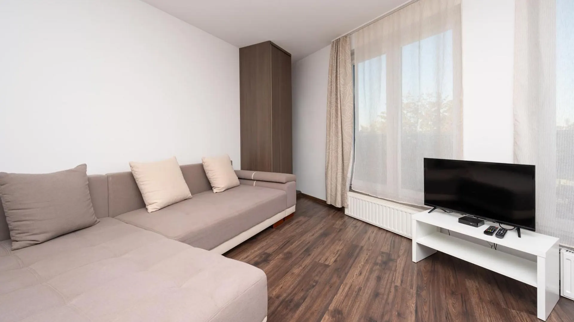 Rentplanet - Apartament Mireckiego Krakow